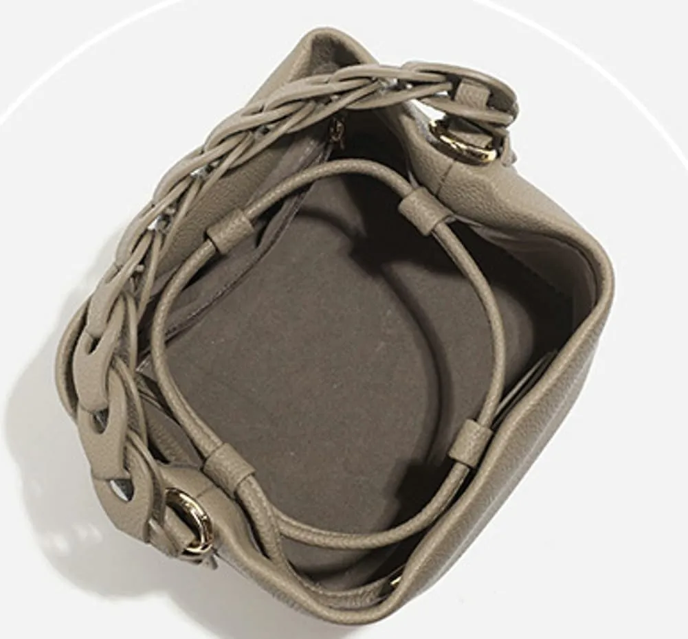 Bohemian Woven Bucket Bag, Mini Crossbody Purse for Women, Fashionable Straw Shoulder Handbag, Cute Small Tote & Clutch