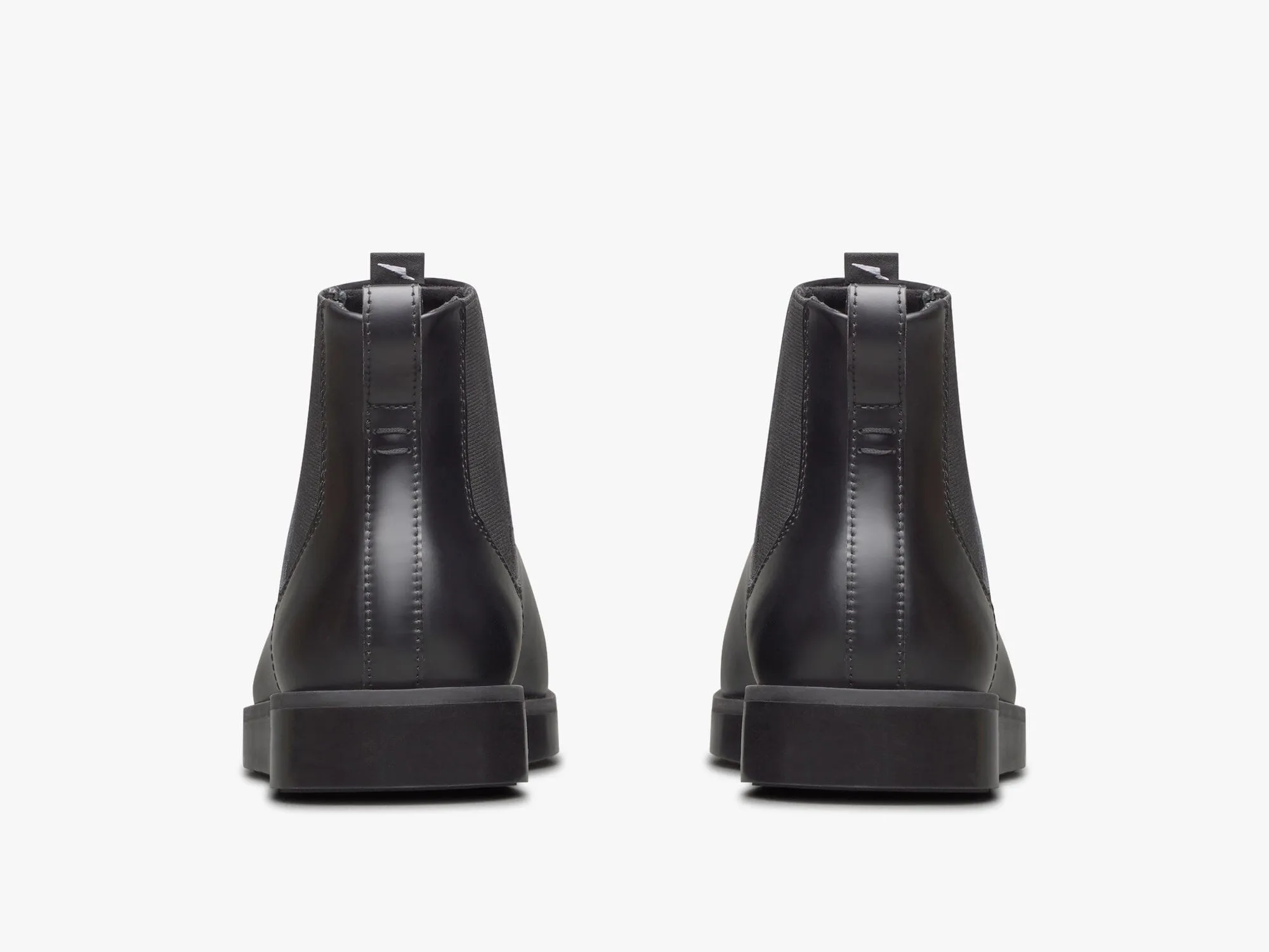 Closer Chelsea Boot