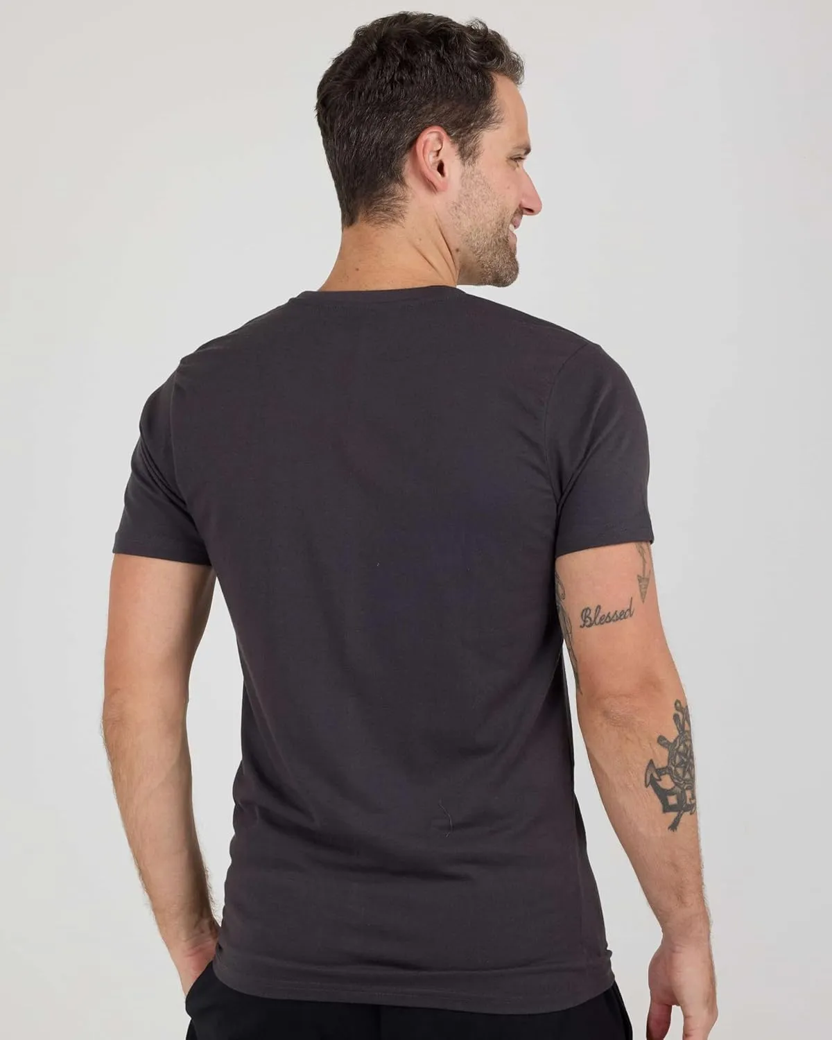 Real Essentials 4 Pack: Men's Cotton Performance Short Sleeve Crew Neck Pocket T-Shirt Athletic Top (Available in Big & Tall)