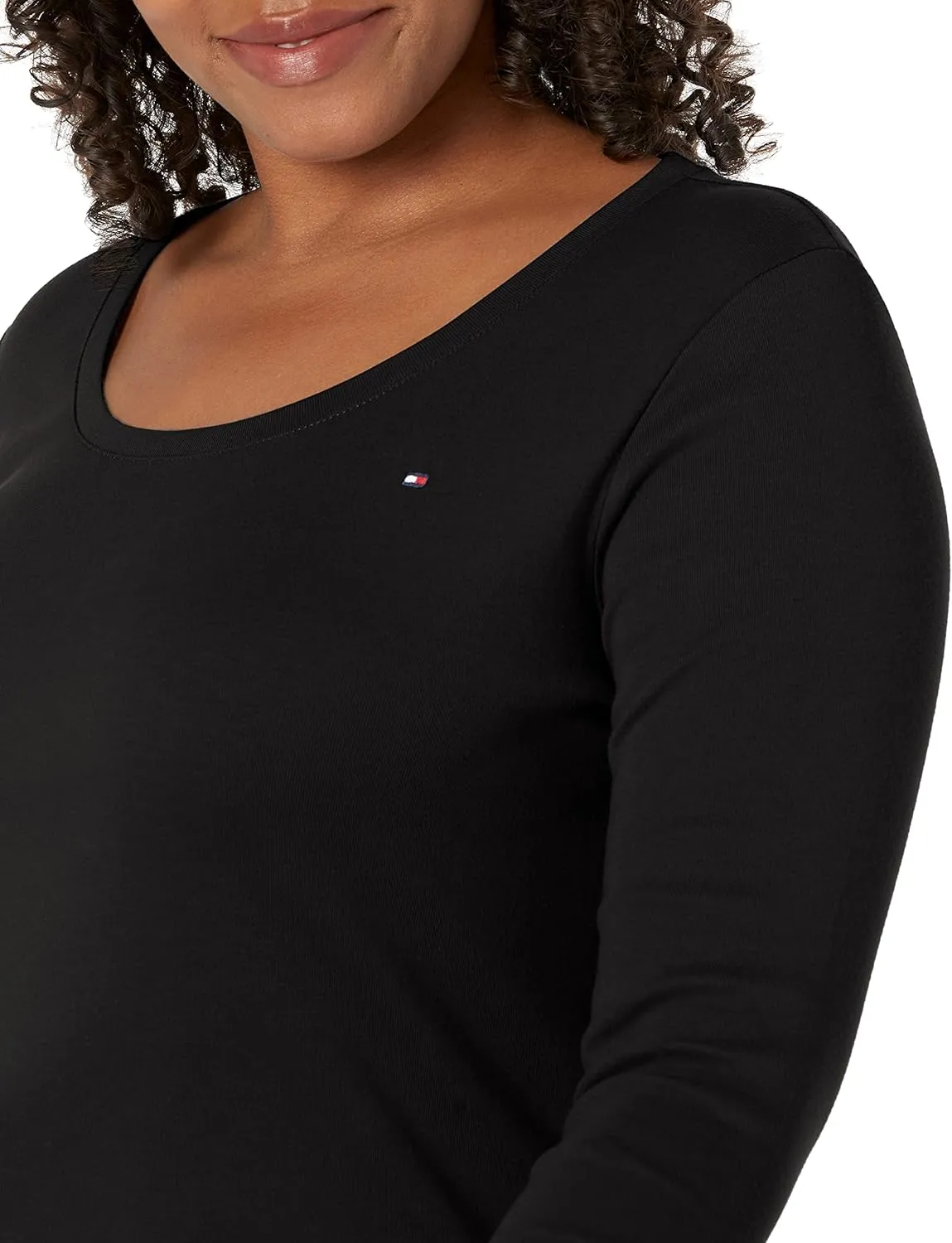 Tommy Hilfiger Women's Long Sleeve Scoop Neck Tee