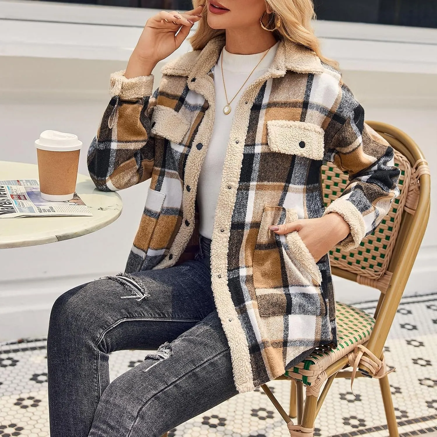 Women's Fuzzy Fleece Lined Jacket Flannel Sherpa Plaid Shacket Jackets Fall Winter Button Down Long Sleeve Coat