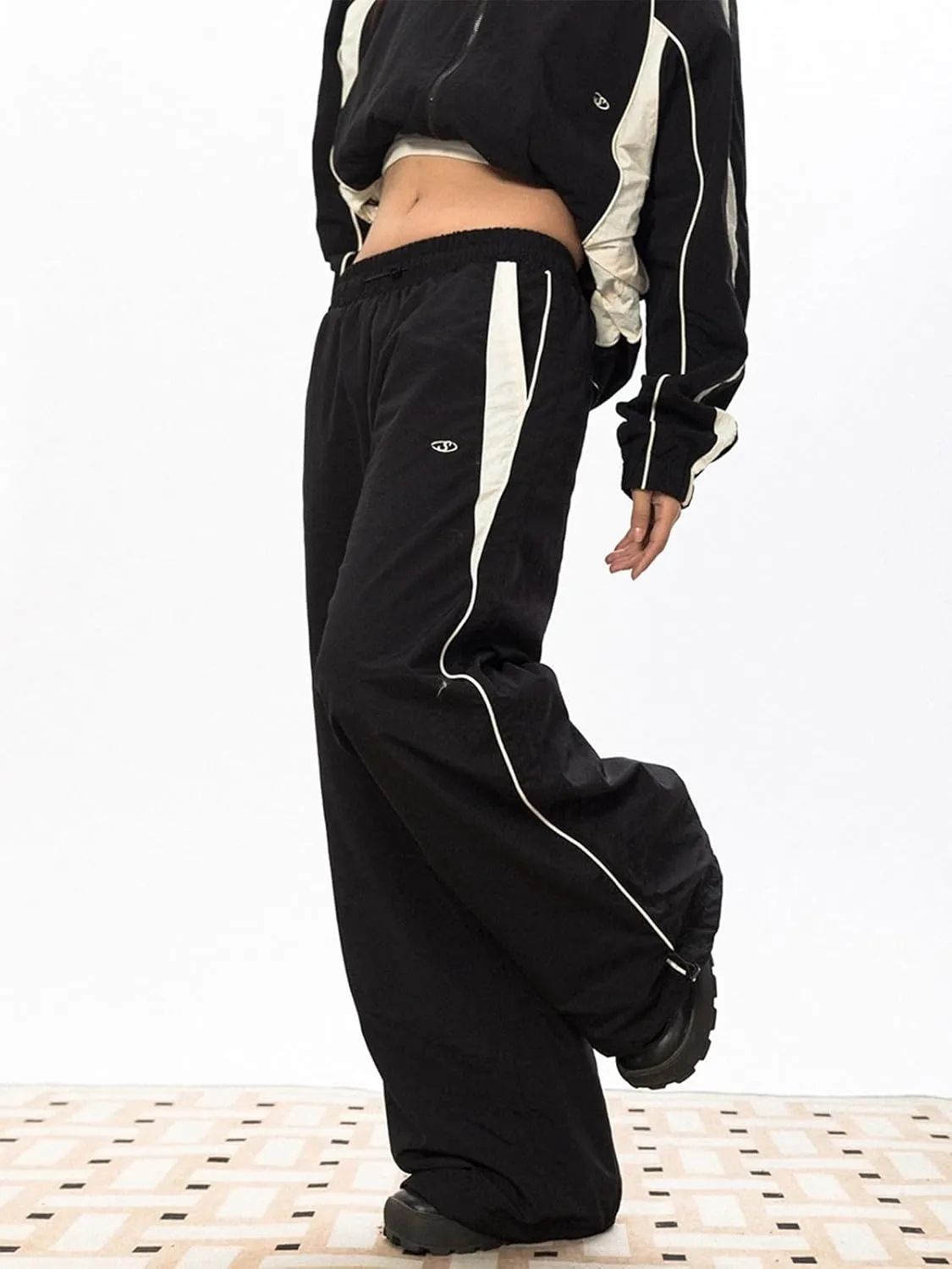 Xineicy Y2K Baggy Pants for Women Vintage Sweatpants Wide Leg Parachute Pants Hip Pop Cargo Pants